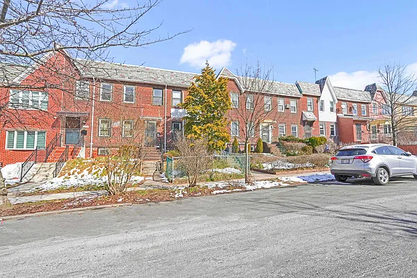 Sold by Mitra Hakimi Realty Group, LLC | media 2