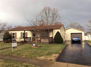 612 Willow Dr, Shelbyville, IN 46176