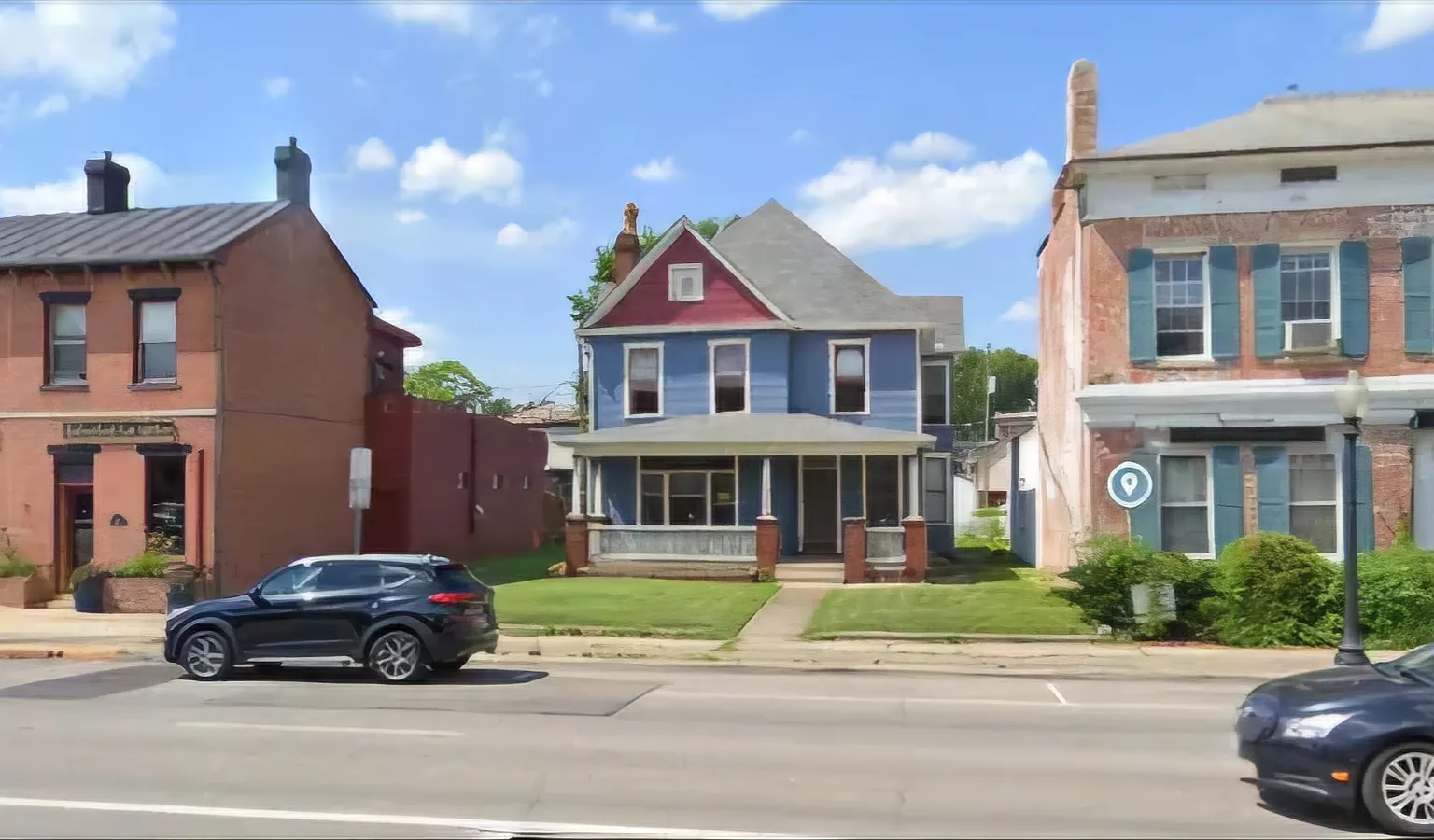 89 W Main St — Photo 1