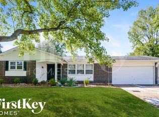 2881 Wintergreen Dr, Florissant, MO
