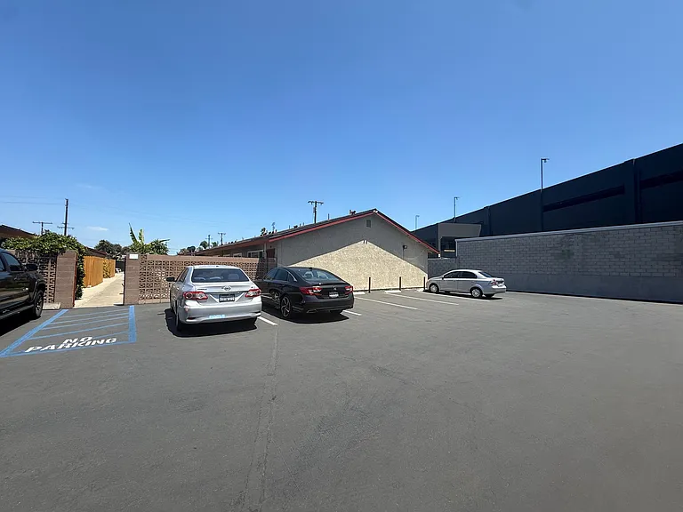 6851 Dale St #21 — Photo 27