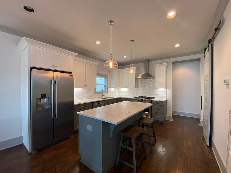 1104B W Grove Ave — Photo 2