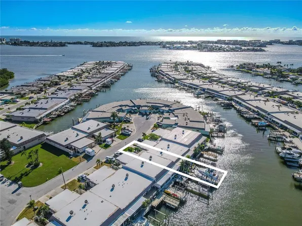 345 Boca Ciega Point Blvd, Saint Petersburg, FL 33708