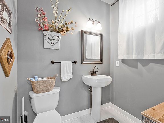 4th image of 8937 Milford Haven Ct #37A