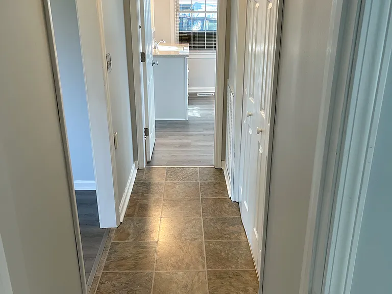 1712 Bristol Caverns Hwy — Photo 19