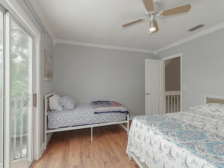 19017 Cedar Ln — Photo 35