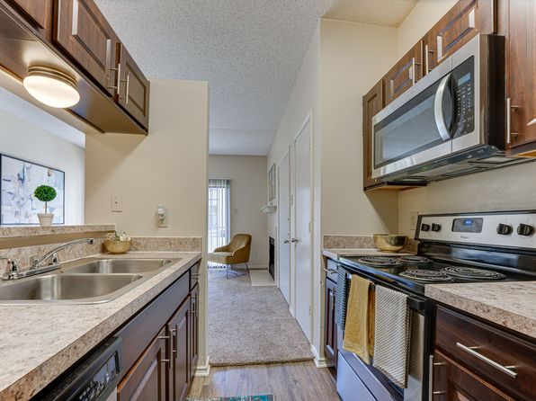 301 N Joe Wilson Rd #1121