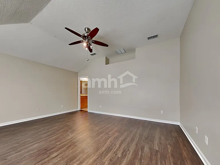1756 Hollow Glen Dr — Photo 9
