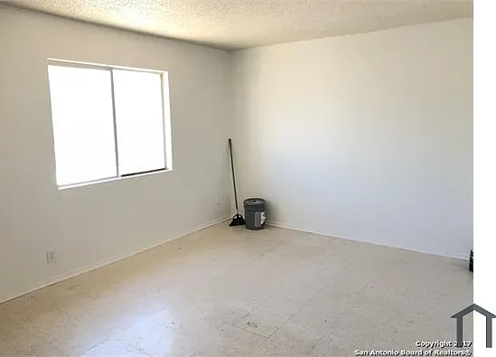 1 bed, 850 sqft, $795 — Photo 3