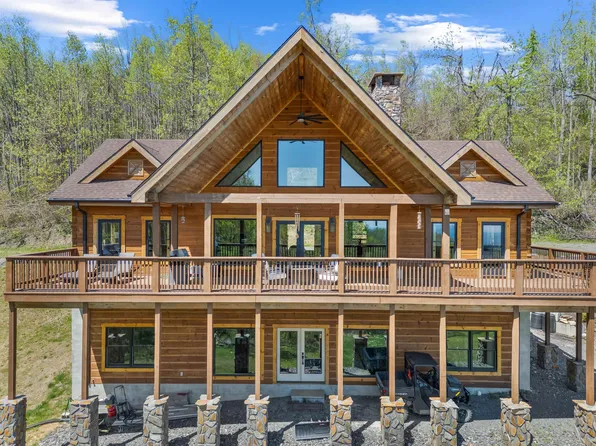 277 Cabin Ridge Trl, Fancy Gap, VA 24328