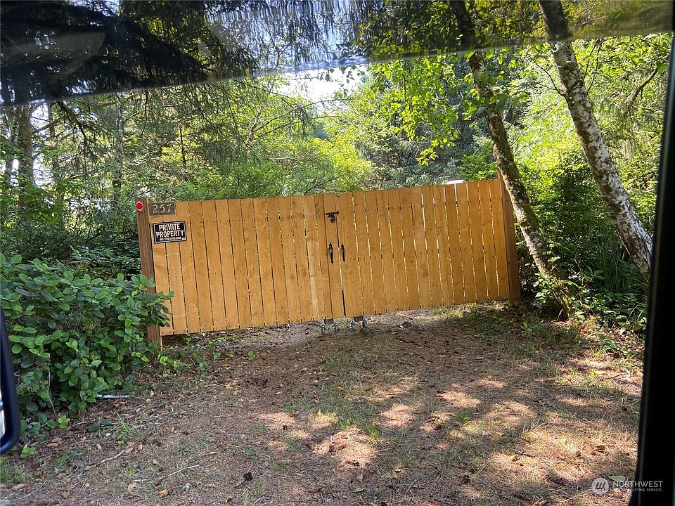 1st image of 257 Duck Lake Drive SE