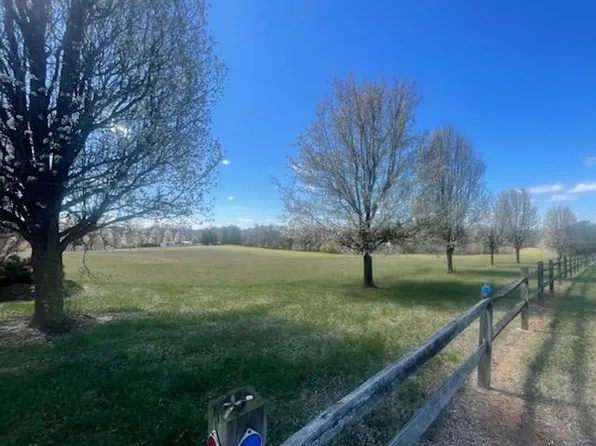 975 Silas Dodd Ln, Dry Fork, VA 24549