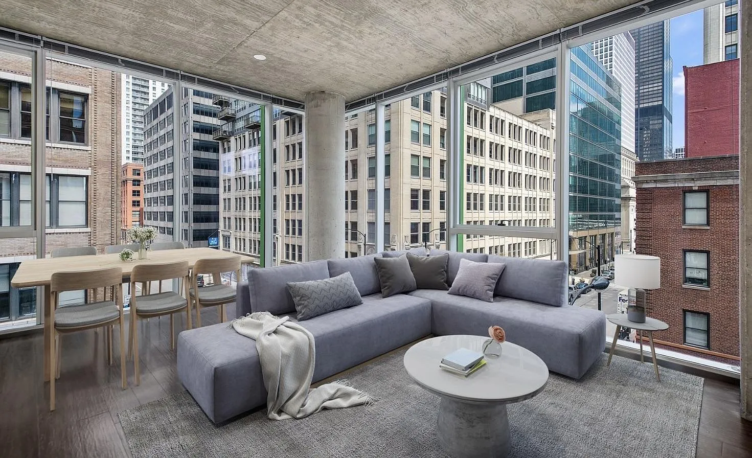 2 bed, 920 sqft, $3,999 — Photo 1