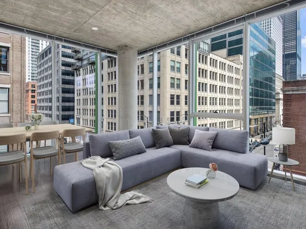 571 W Jackson Blvd, Chicago, IL