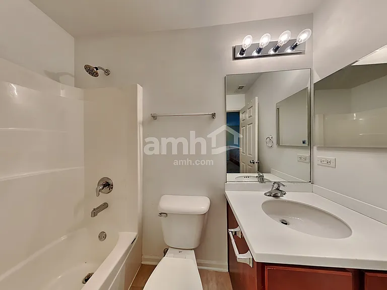 10035 Cummings St — Photo 15
