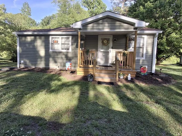28157 Hemlock St, Franklin, VA 23851