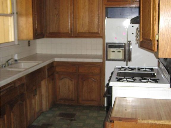 4th image of 8162 Lullaby Ln