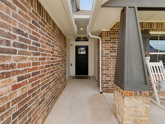 4th image of 4412 Wind Haven Dr