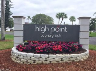 17 High Point Cir N APT 201, Naples, FL 34103