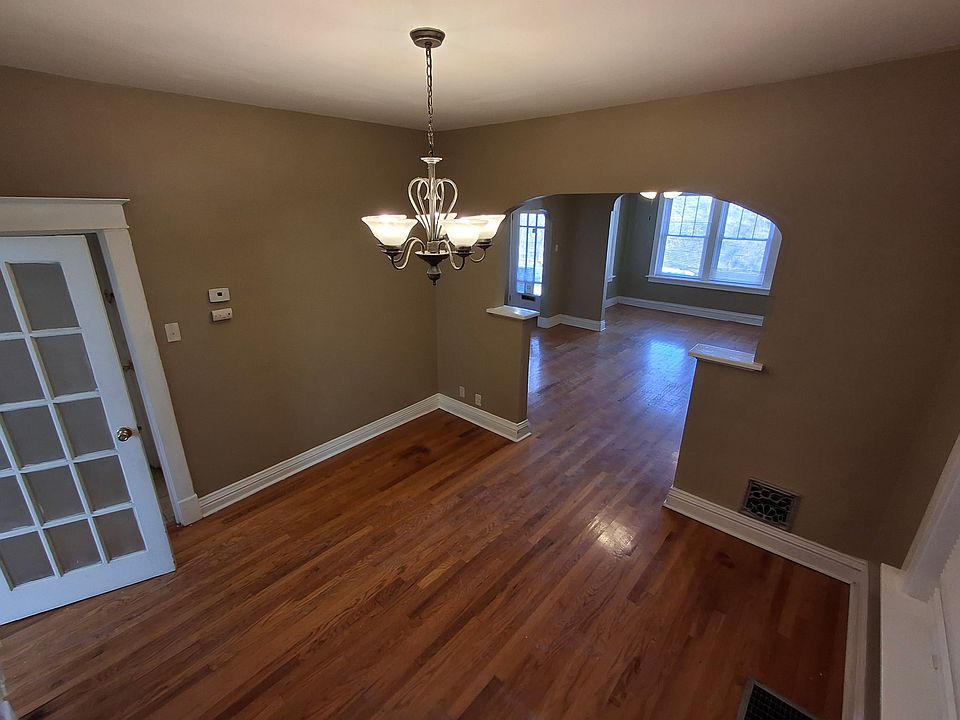 1st image of 4034 Detonty St Floor 1
