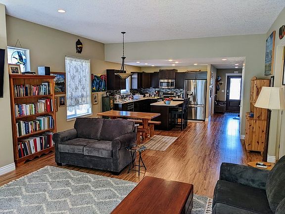 5th image of 2205 Robert Lang Dr