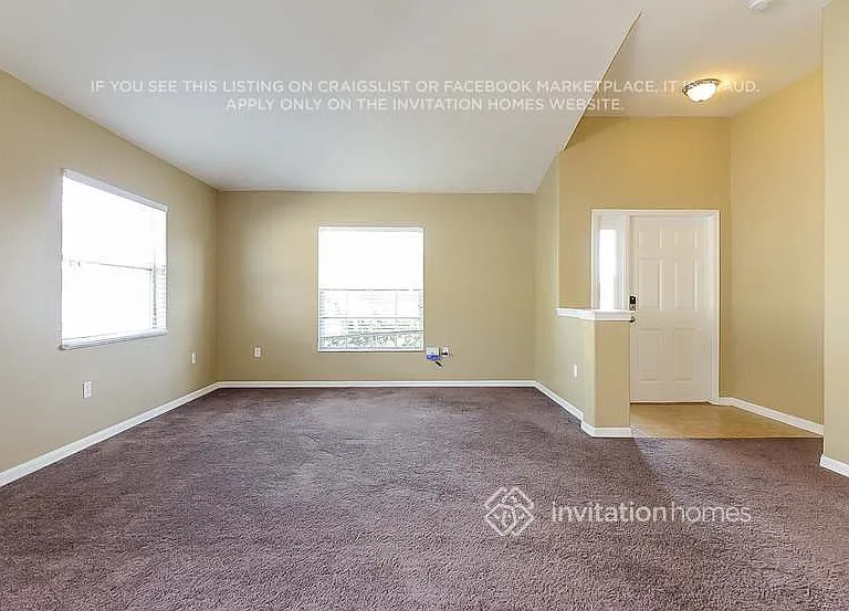 7413 Pulteney Dr — Photo 2