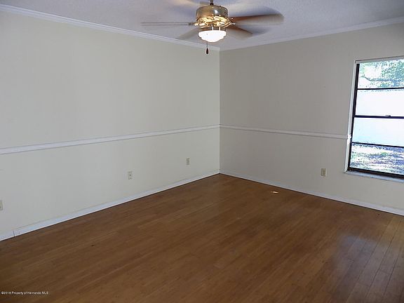 4th image of 13813 Lazy Oak Dr