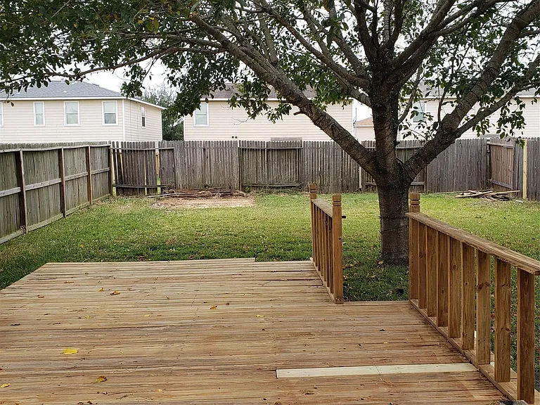 7863 Maverick Trace Ln — Photo 14