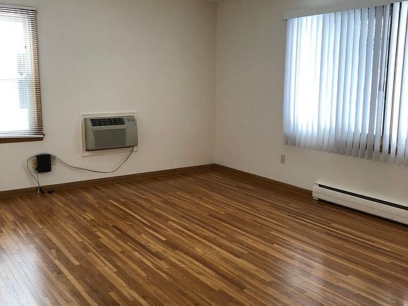 3rd image of 6613 11th Ave S #6613/303