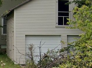 216 Walnut St, Baraboo, WI 53913