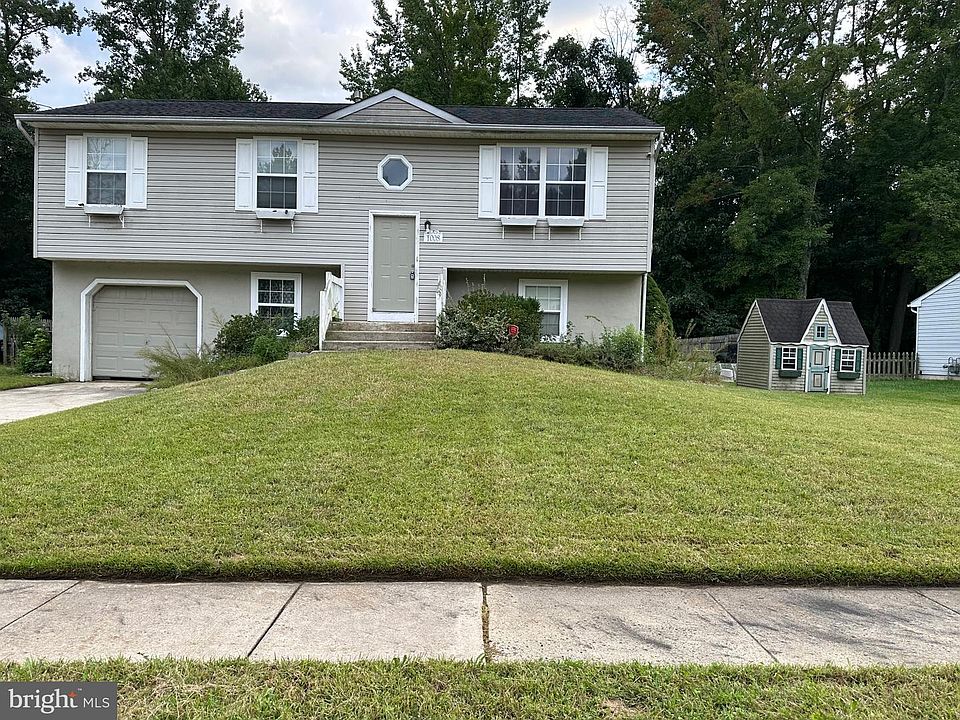 1st image of 1008 Brown Ln