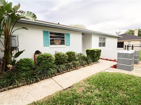 3rd image of 1408 Grand Cayman Cir