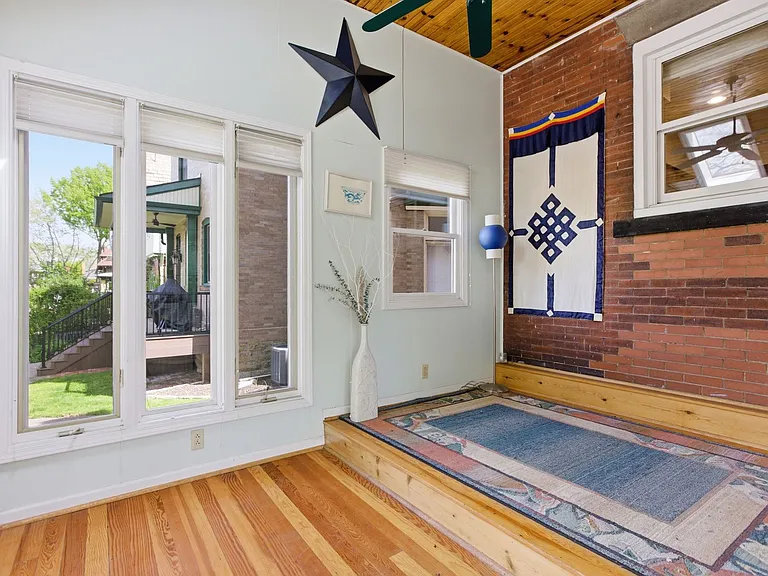 1524 Murray Ave — Photo 21