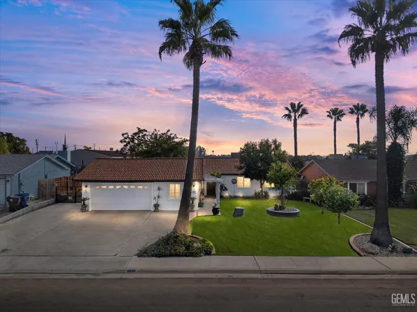 4801 Bergquist Ave, Bakersfield, CA 93307