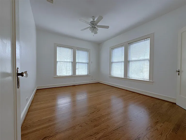 2311 Wroxton Rd — Photo 20