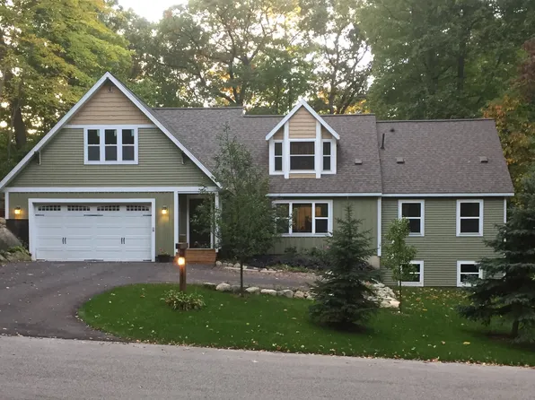 6597 Echo Ave NE, Rockford, MI 49341