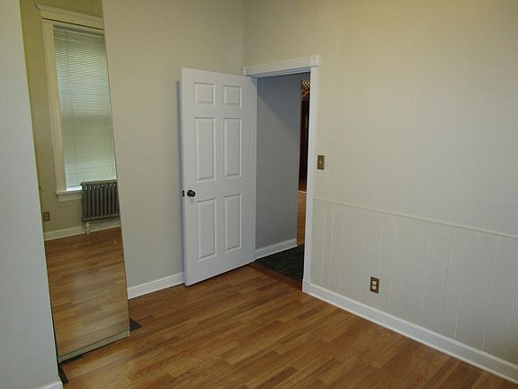 5th image of 1345 N Hoyne Ave #2F