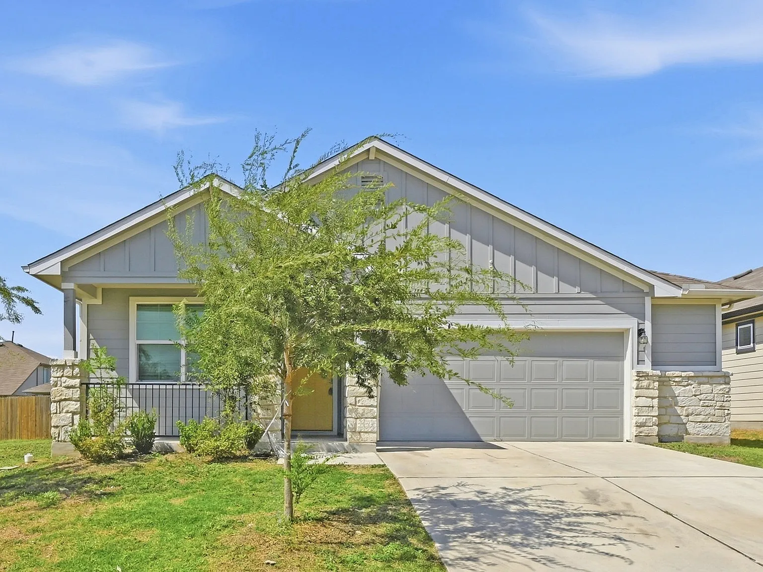 4 bed, 1852 sqft, $1,995 — Photo 4