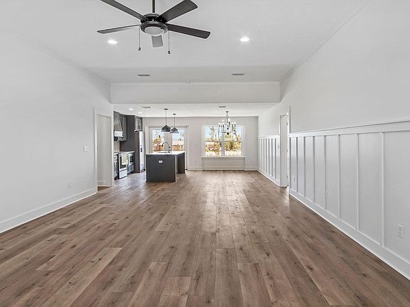 3rd image of 3788 Redbud Way