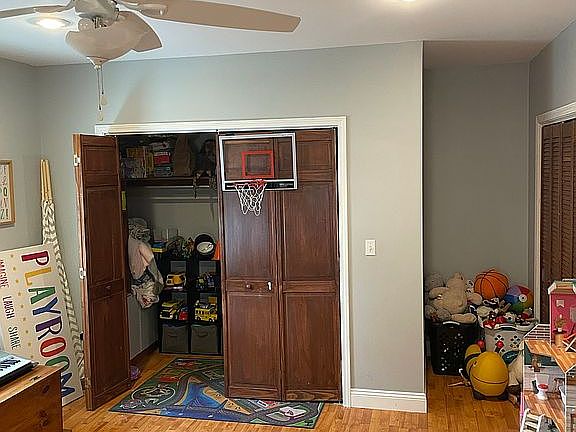 Downstairs bedroom/playroom