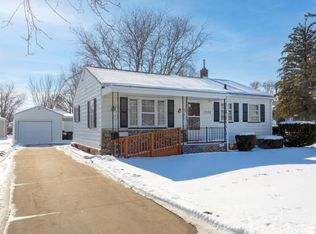 1702 Byron Ave, Waterloo, IA 50702