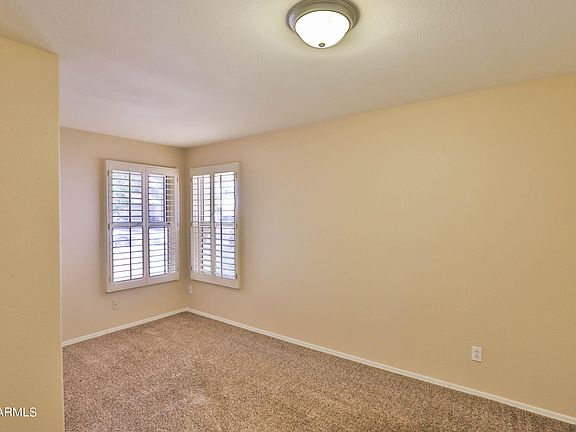 5th image of 3919 E ROSEMONTE Drive