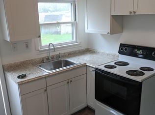 6326 Riverdale Rd, Whitmore Lake, MI 48189