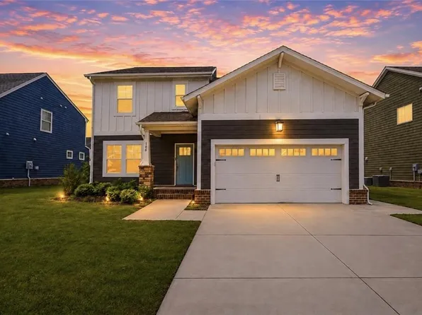 106 Sea Hero Ct, Suffolk, VA 23435