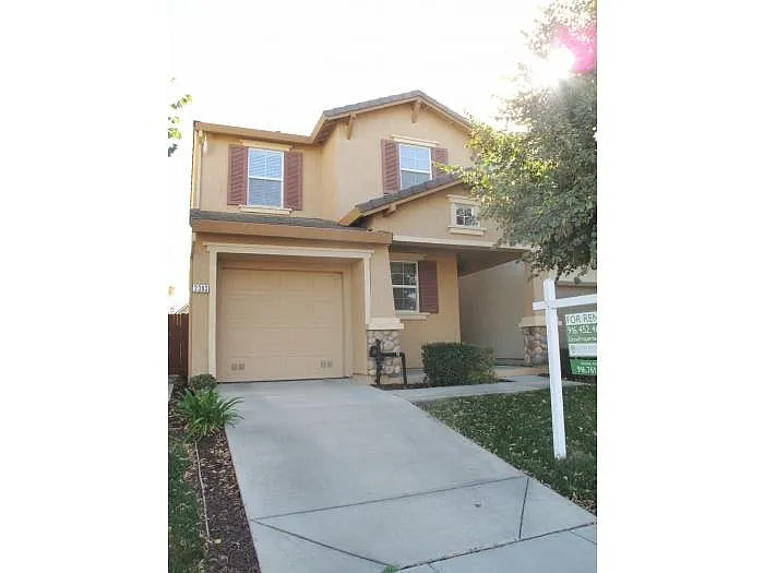 2383 Snowberry Cir photo 1