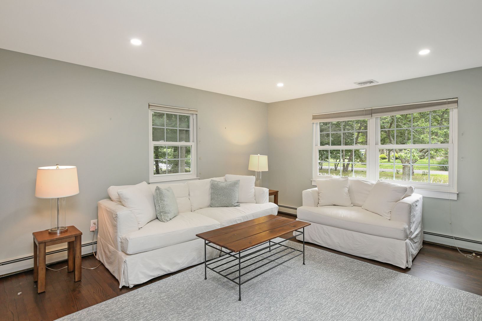  Newly Renovated Living Room