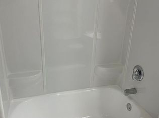 842 Main St APT 4, Racine, WI 53403