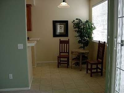Eat in kitchen
