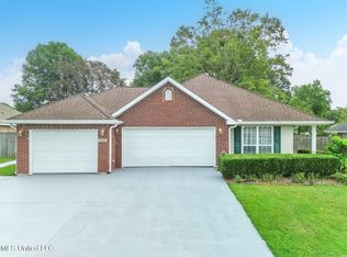 13640 Tara Hills Dr, Gulfport, MS 39503
