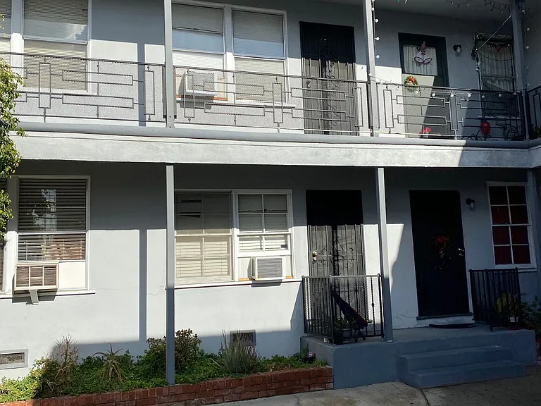 2723 San Marino St #12A — Photo 8